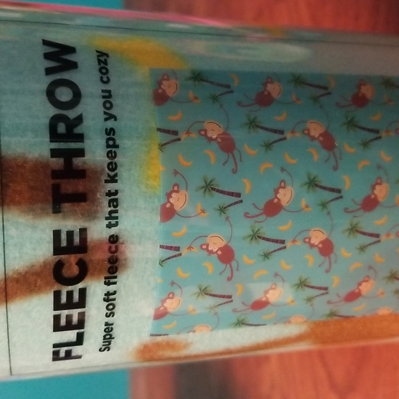 Hometown fleece throw - Picture 2 of 4